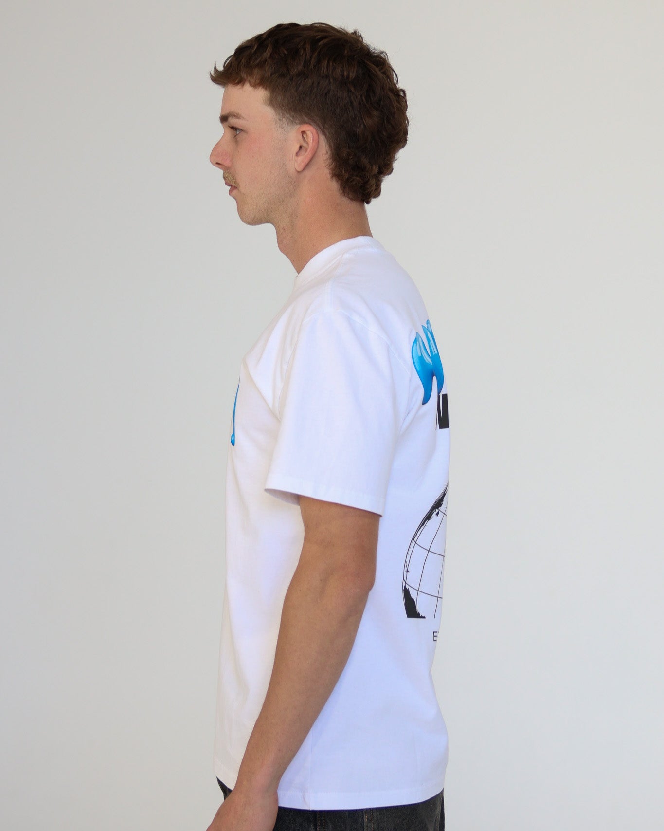 NEW WORLD Tee