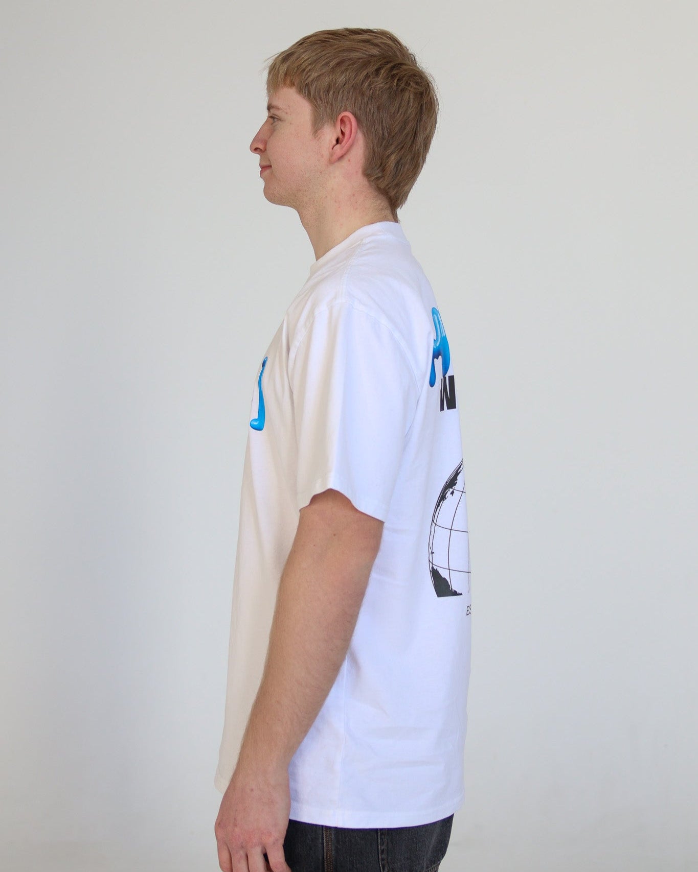 NEW WORLD Tee