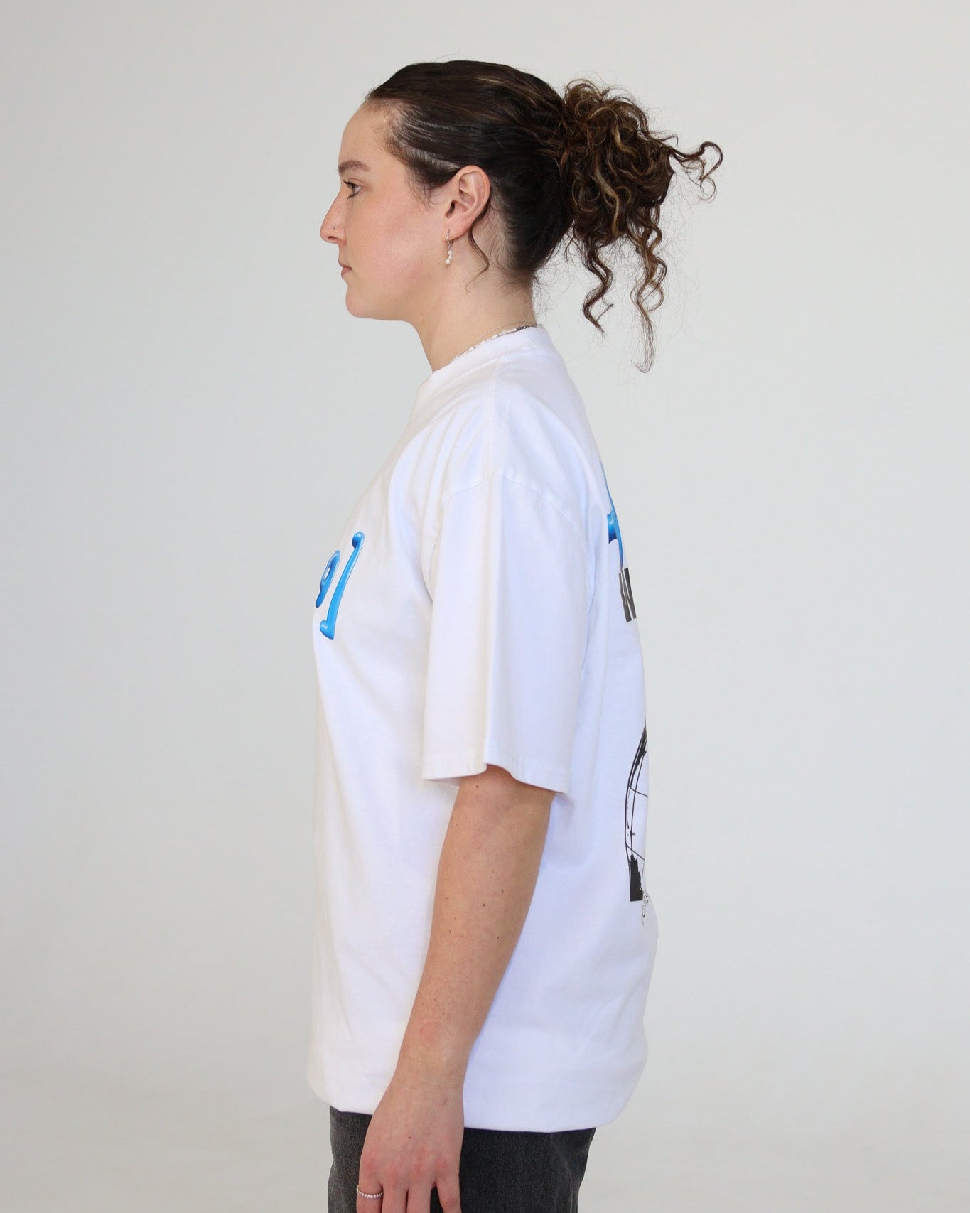 NEW WORLD Tee